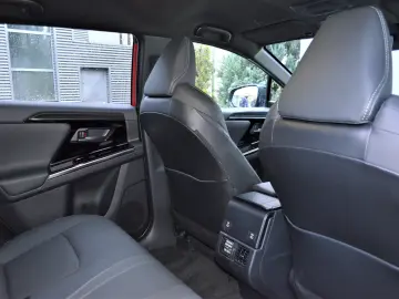 TOYOTA BZ4X LUXURY 4X4