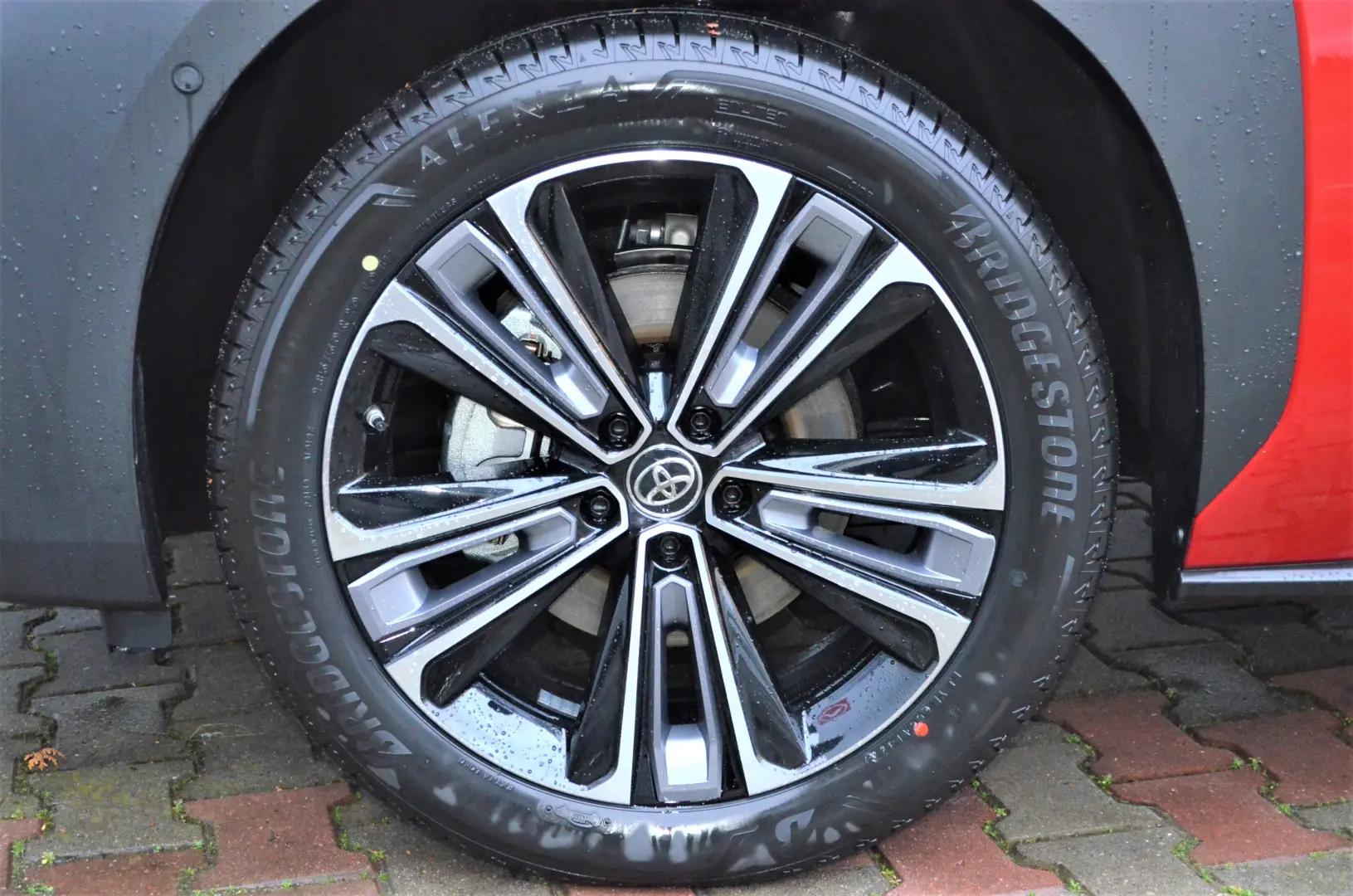 TOYOTA BZ4X LUXURY 4X4