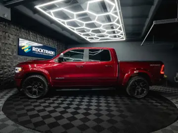 RAM 5.7 V8 HEMI 4x4 OFFROAD Night LARAMIE 19%