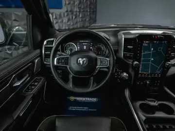 RAM 5.7 V8 HEMI 4x4 OFFROAD Night LARAMIE 19%