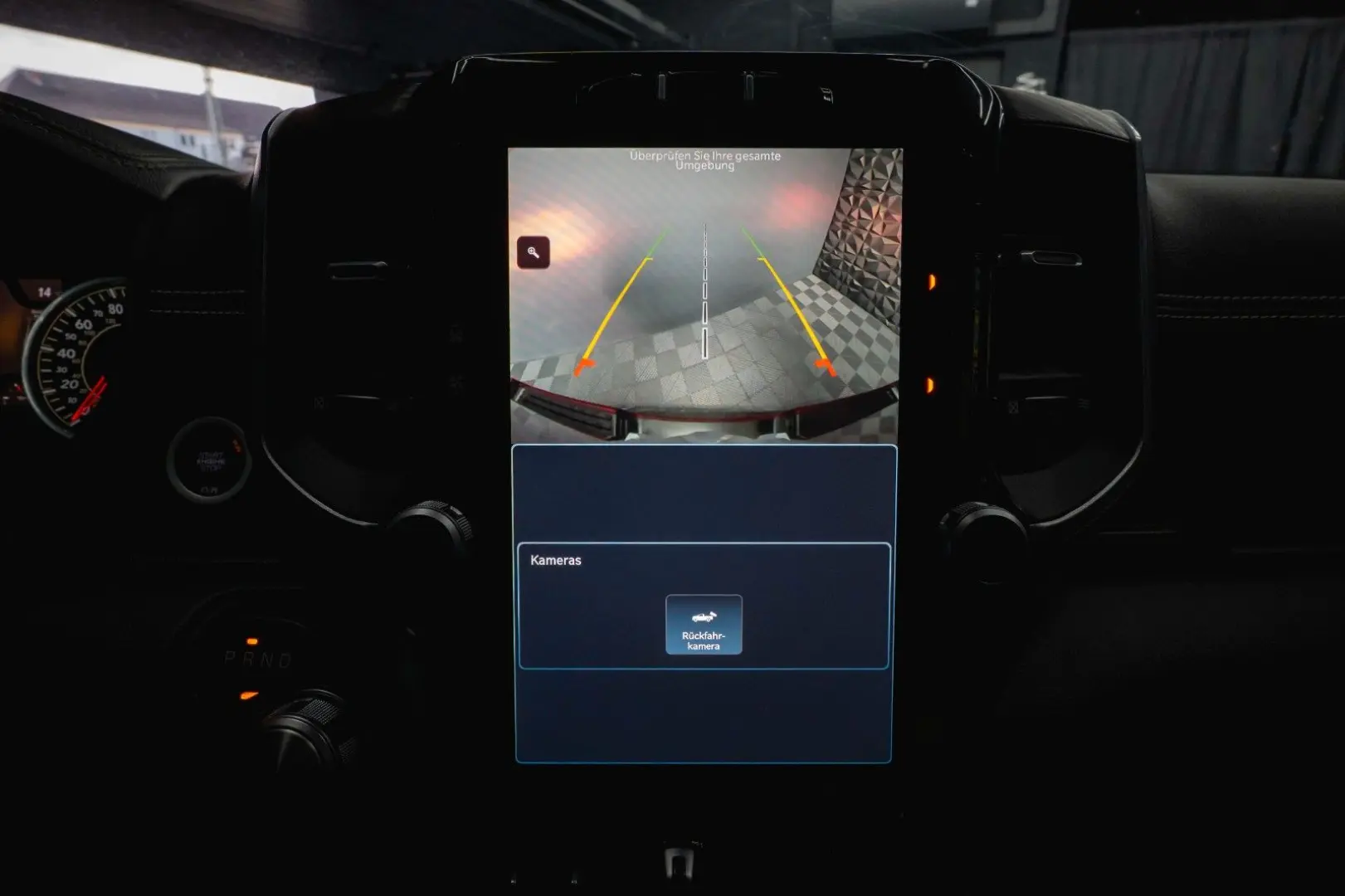 RAM 5.7 V8 HEMI 4x4 OFFROAD Night LARAMIE 19%