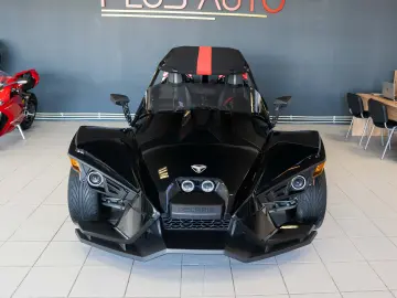 Polaris Slingshot SL R pack