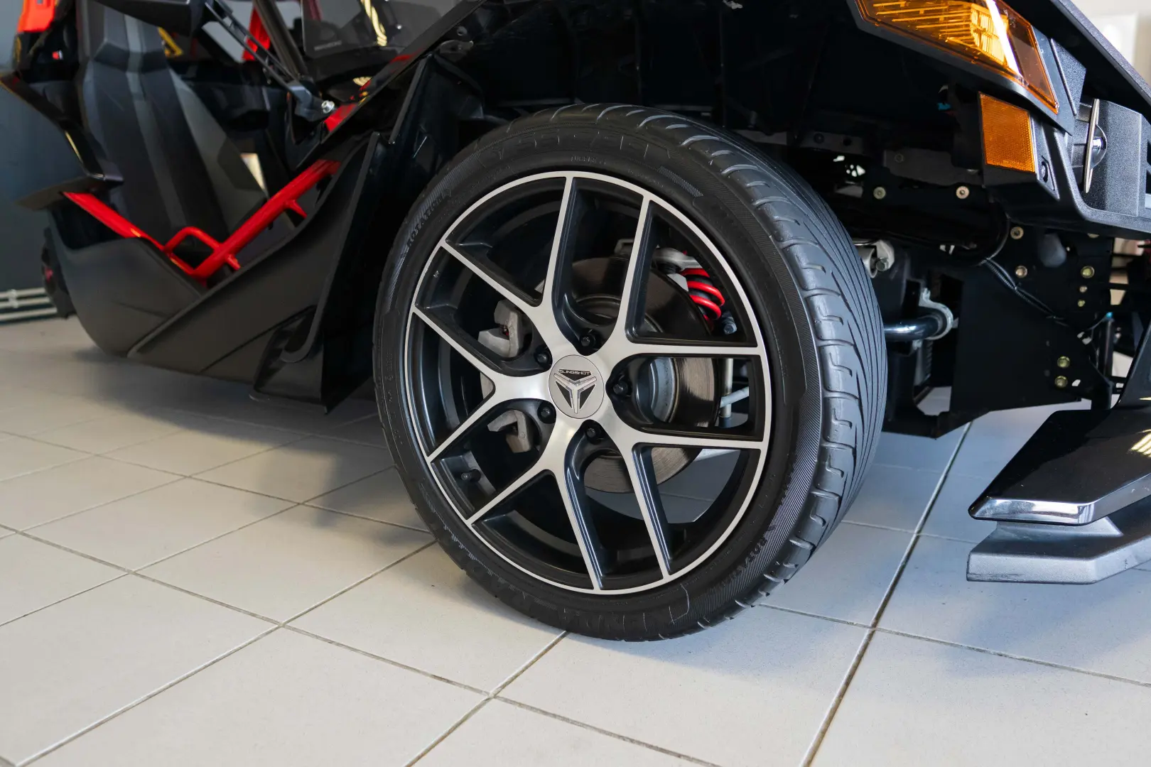 Polaris Slingshot SL R pack