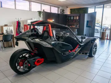 Polaris Slingshot SL R pack