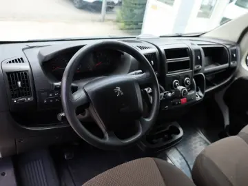 Peugeot Boxer L2H2 2.2D 140CP