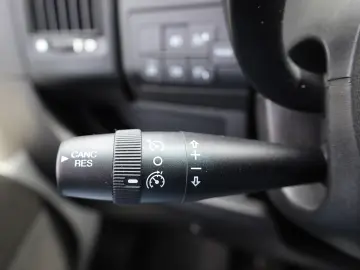 Peugeot Boxer L2H2 2.2D 140CP