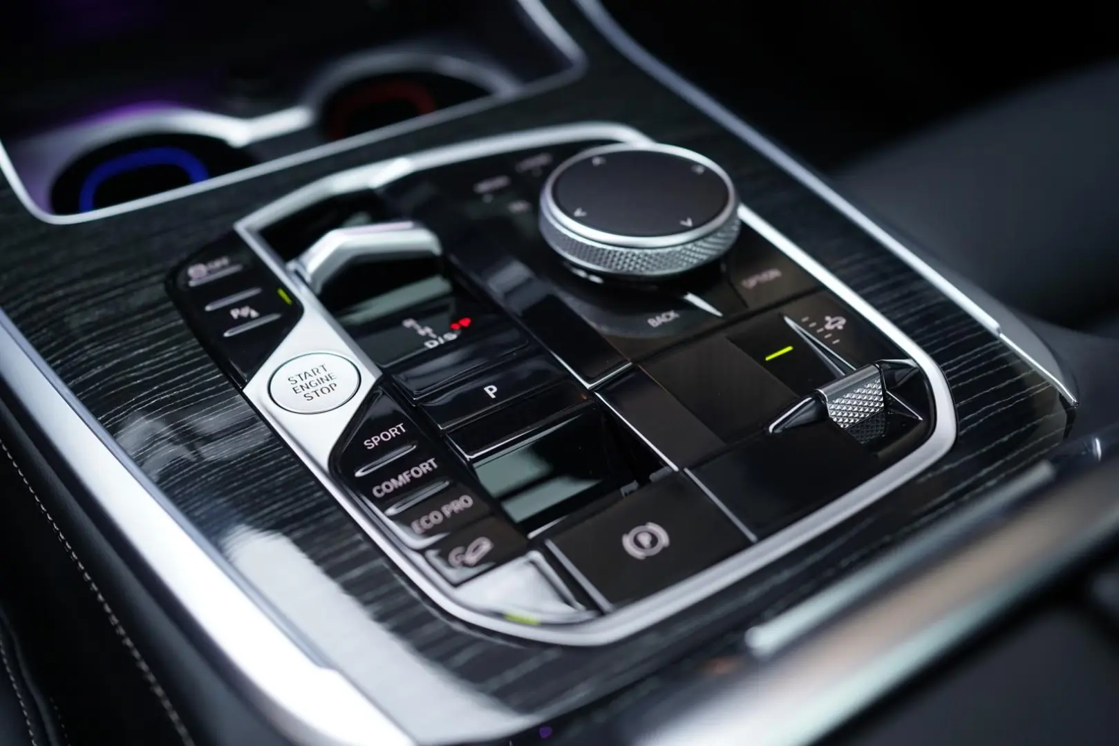 X7 xDrive 40d M-Sport   H&K   7Sitz   Pano   360