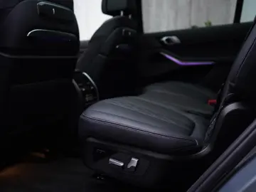 X7 xDrive 40d M-Sport   H&K   7Sitz   Pano   360