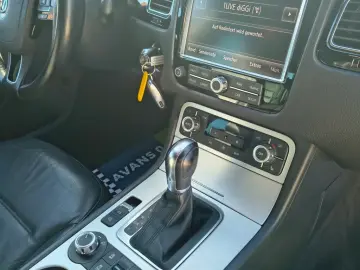 Volkswagen Touareg 3.0 V6 TDI