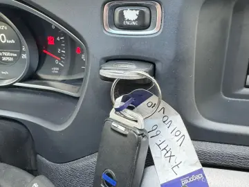 Volvo V 40  – 2014