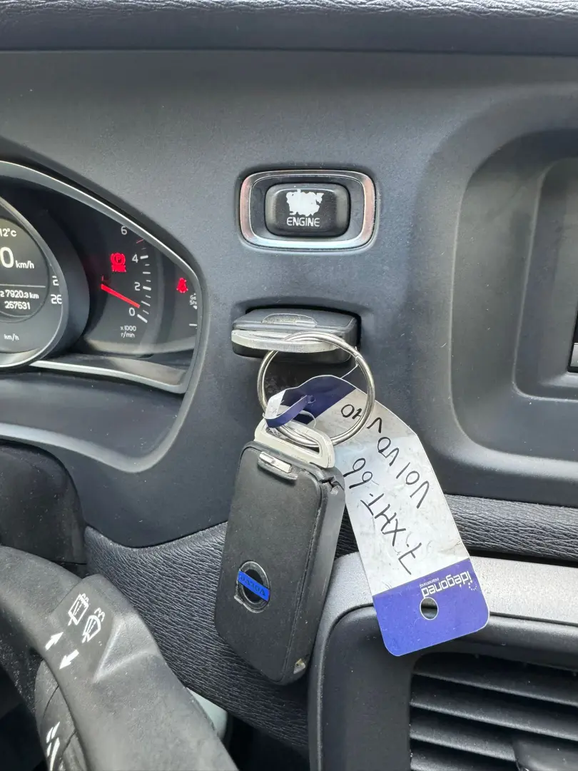 Volvo V 40  – 2014