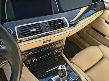 BMW Seria 5 520d Gran Turismo Aut