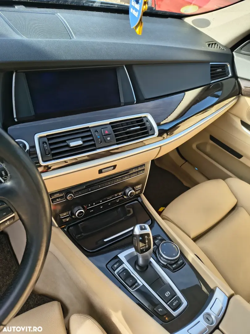 BMW Seria 5 520d Gran Turismo Aut