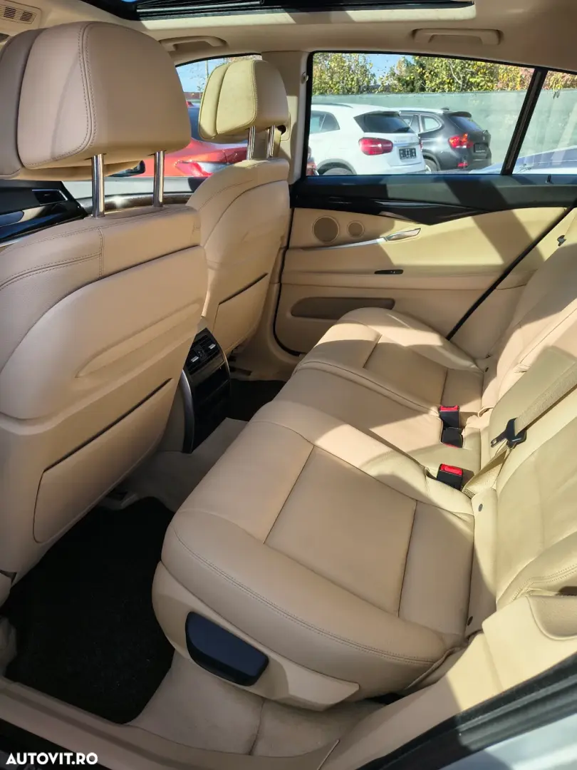 BMW Seria 5 520d Gran Turismo Aut