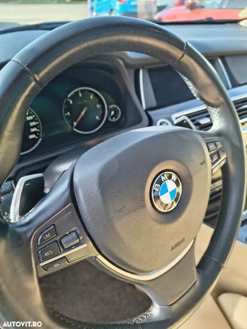 BMW Seria 5 520d Gran Turismo Aut