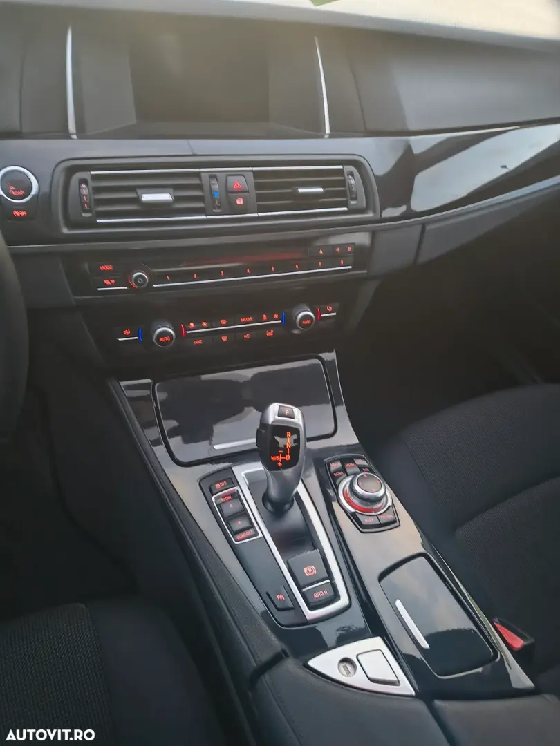 BMW Seria 5 520d Aut.