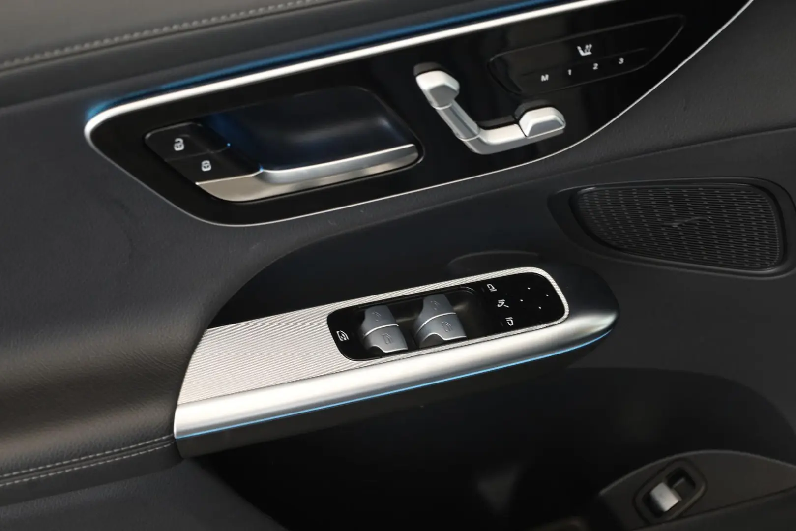 GLC 300 4M AMG Premium Plus DIGITAL Pano HUD 360