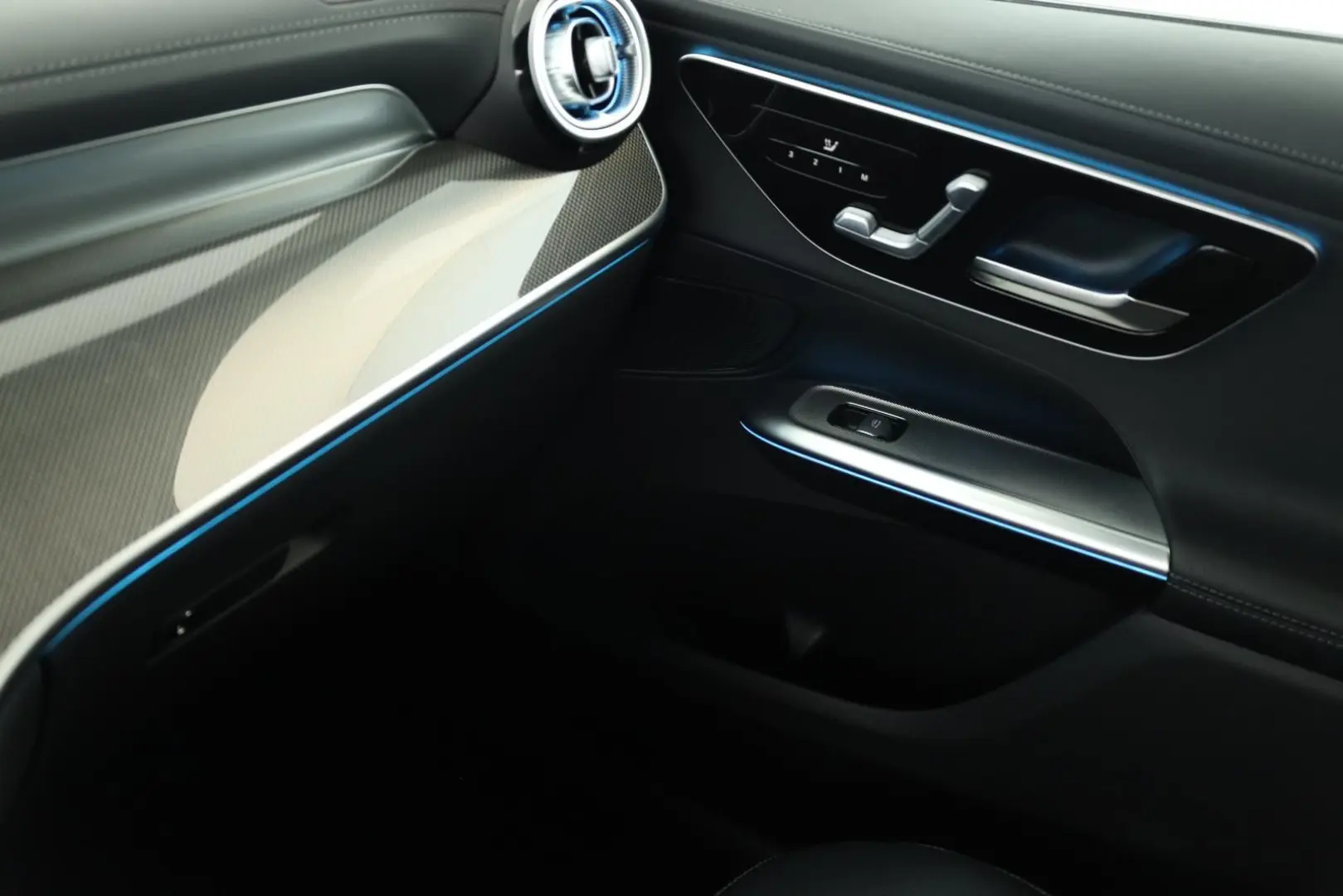 GLC 300 4M AMG Premium Plus DIGITAL Pano HUD 360