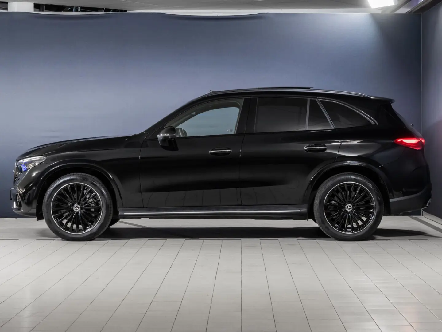GLC 450 d 4M AMG DIG.LIGHT AHK Pano Distro 360