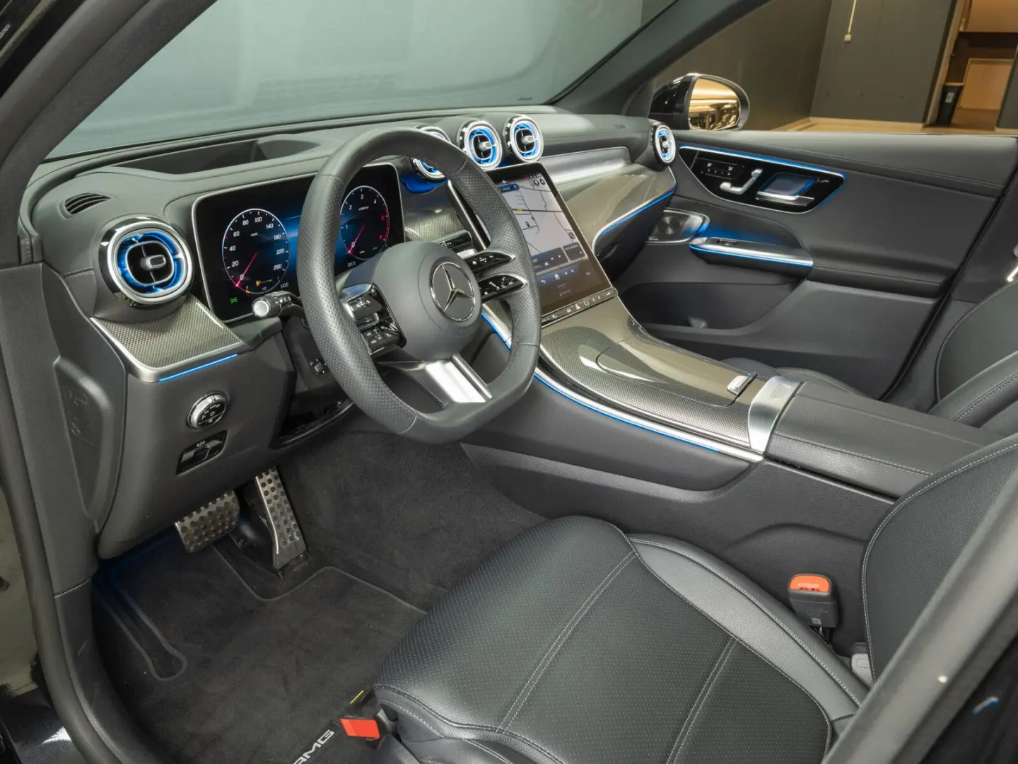 GLC 450 d 4M AMG DIG.LIGHT AHK Pano Distro 360