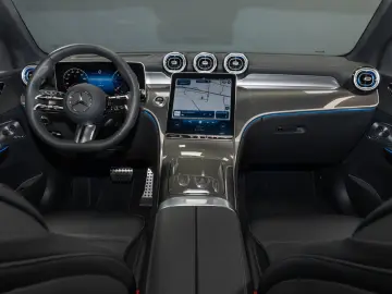 GLC 450 d 4M AMG DIG.LIGHT AHK Pano Distro 360