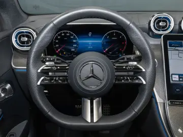 GLC 450 d 4M AMG DIG.LIGHT AHK Pano Distro 360