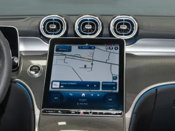 GLC 450 d 4M AMG DIG.LIGHT AHK Pano Distro 360