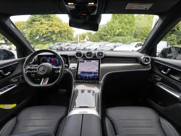 GLC 300 e 4M AMG Line Premium AHK Distr. LED Nav