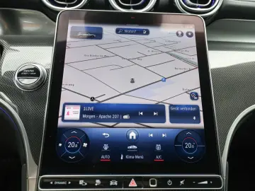 GLC 300 e 4M AMG Line Premium AHK Distr. LED Nav