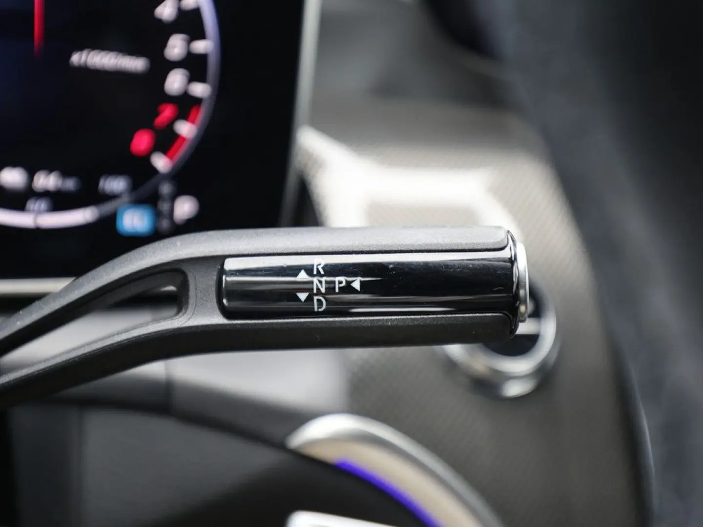 GLC 300 e 4M AMG Line Premium AHK Distr. LED Nav