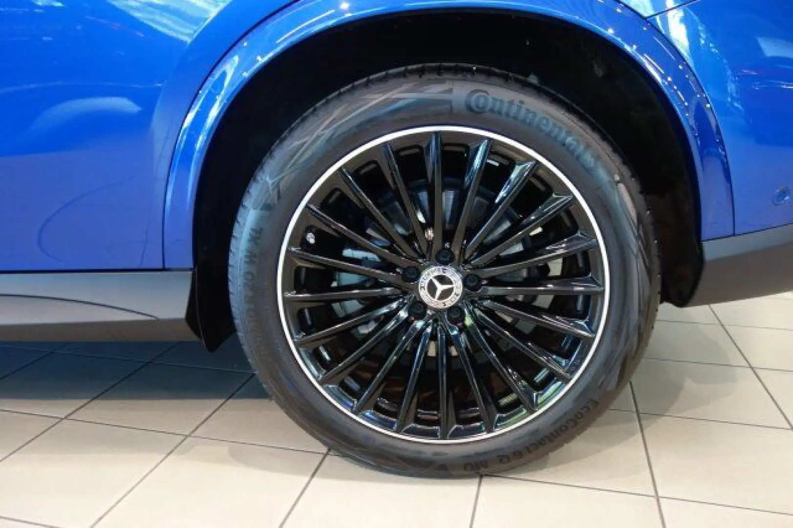 GLC 300 d 4M AMG PANO HEAD SITZKL MEMO DIGI 360