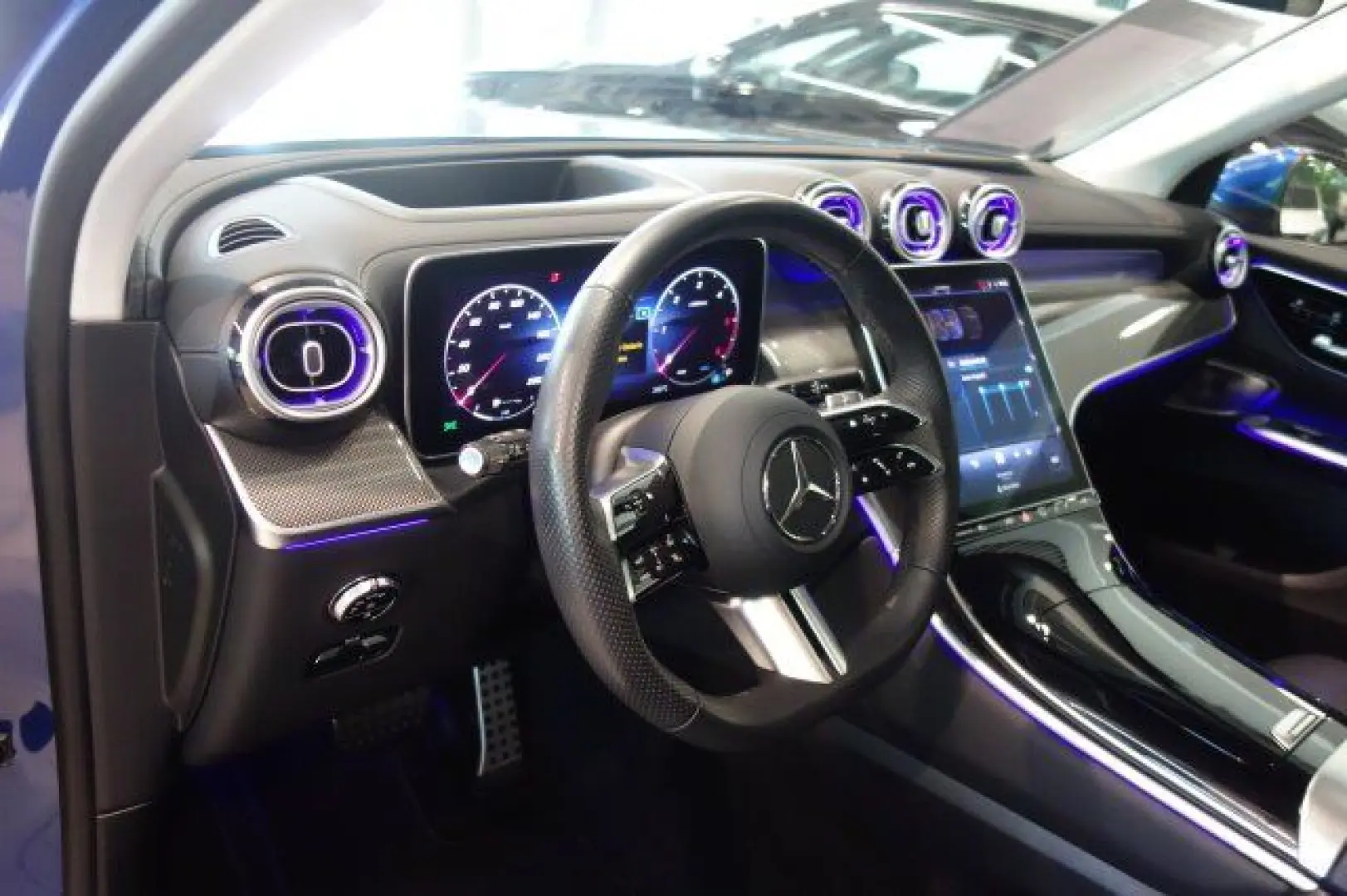 GLC 300 d 4M AMG PANO HEAD SITZKL MEMO DIGI 360