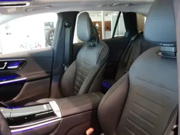 GLC 300 d 4M AMG PANO HEAD SITZKL MEMO DIGI 360