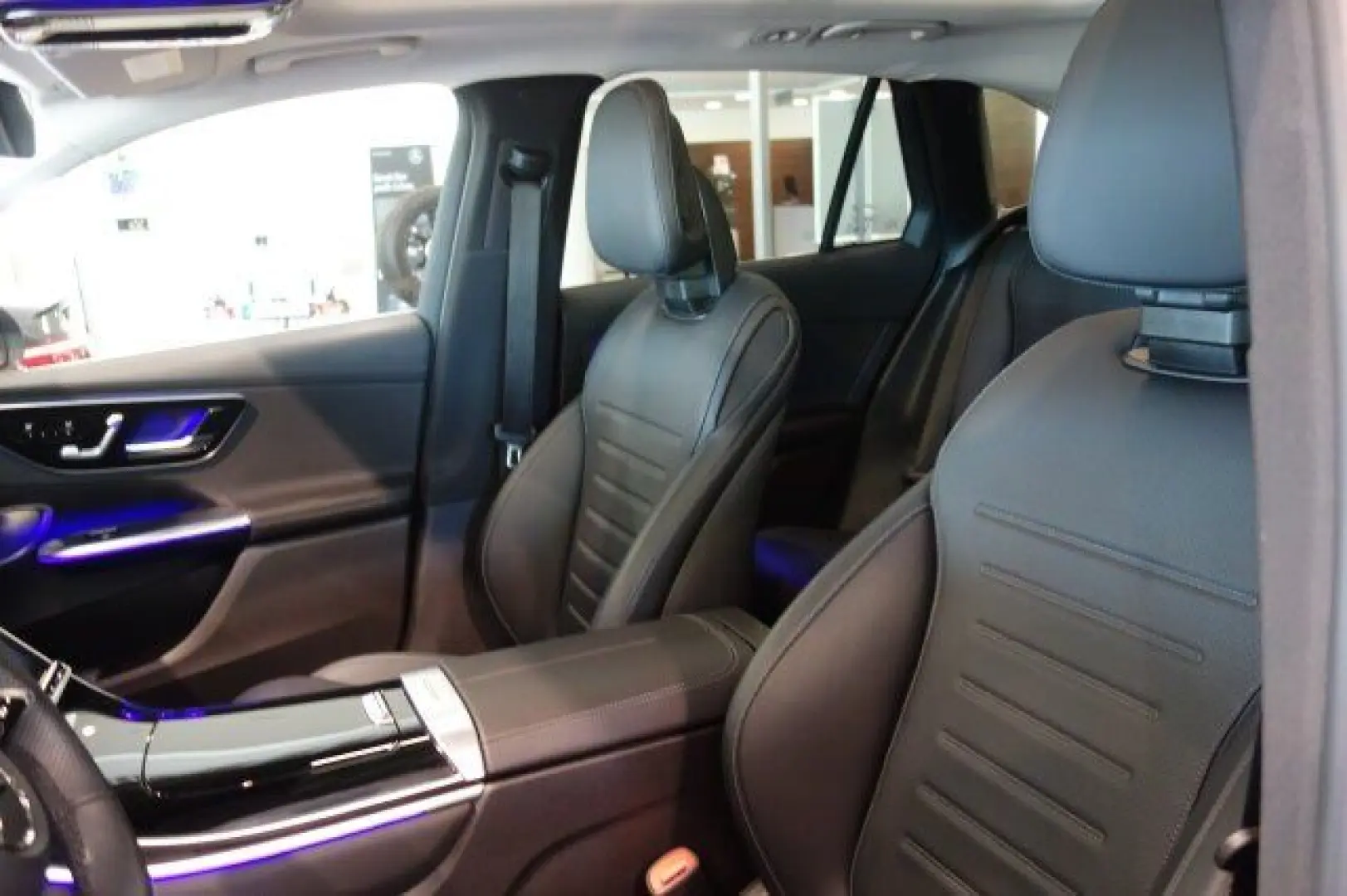 GLC 300 d 4M AMG PANO HEAD SITZKL MEMO DIGI 360