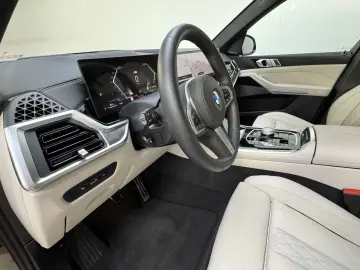 X5 xDr30d M Sport Pro Individual Sky 22'' UPE131