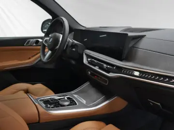 X5 xDrive30d  € 1.190 Zubehörbonus M Sport Pano