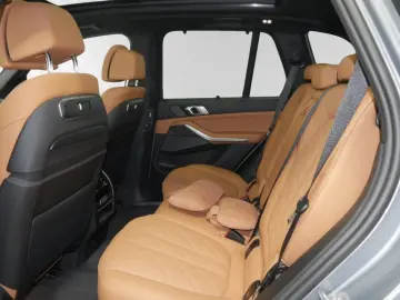 X5 xDrive30d  € 1.190 Zubehörbonus M Sport Pano