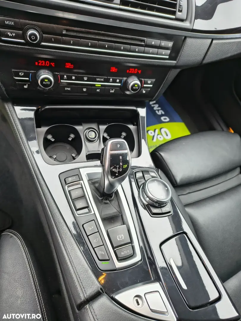 BMW Seria 5 530d Aut. Luxury Line