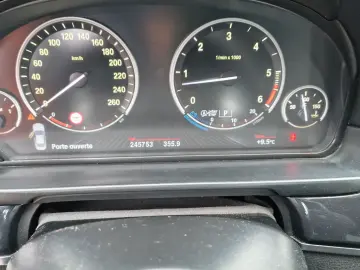 BMW Seria 5 530d Aut. Luxury Line