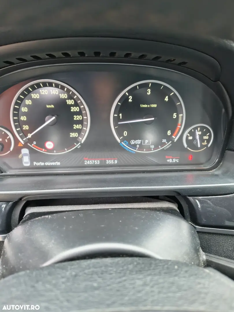 BMW Seria 5 530d Aut. Luxury Line