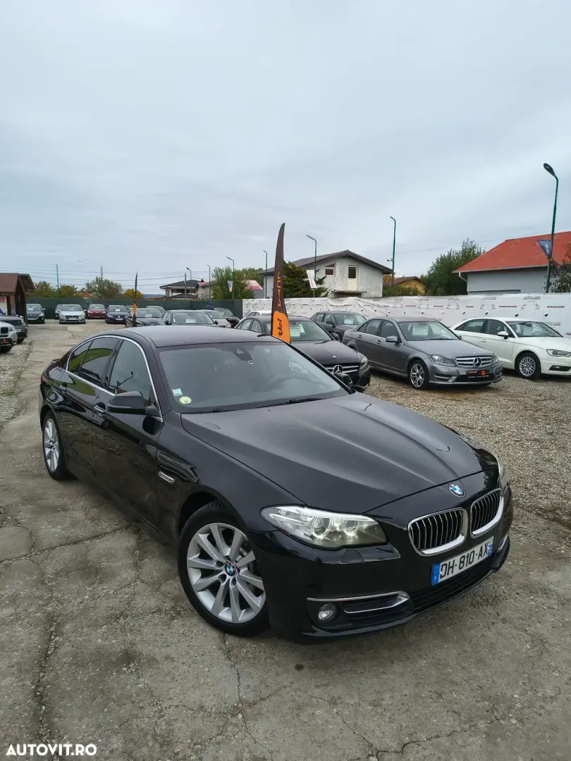 BMW Seria 5 530d Aut. Luxury Line