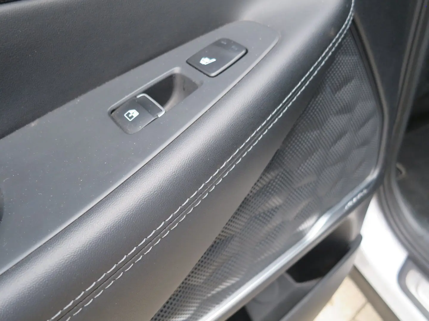 Santa Fe  1.6 T-GDI Prime Plug-In Hybrid 4WD Pan