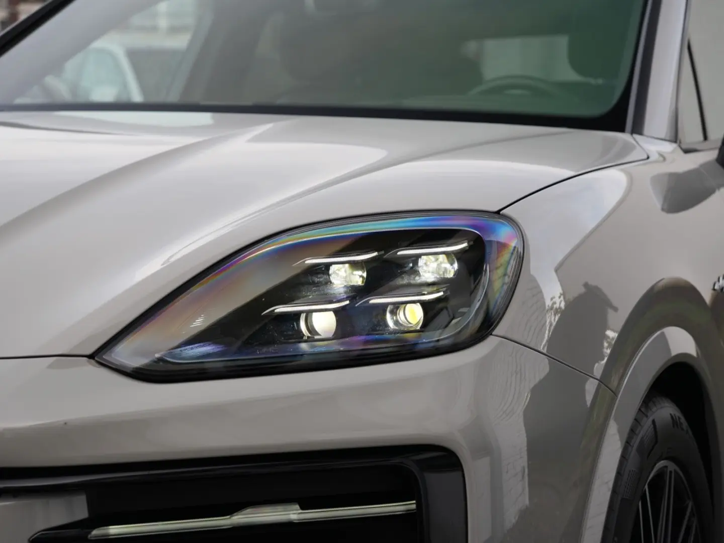 E-Hybrid Coupé ACC-LUFTF-PANO-HD-AHK-HUD-BOSE-RS