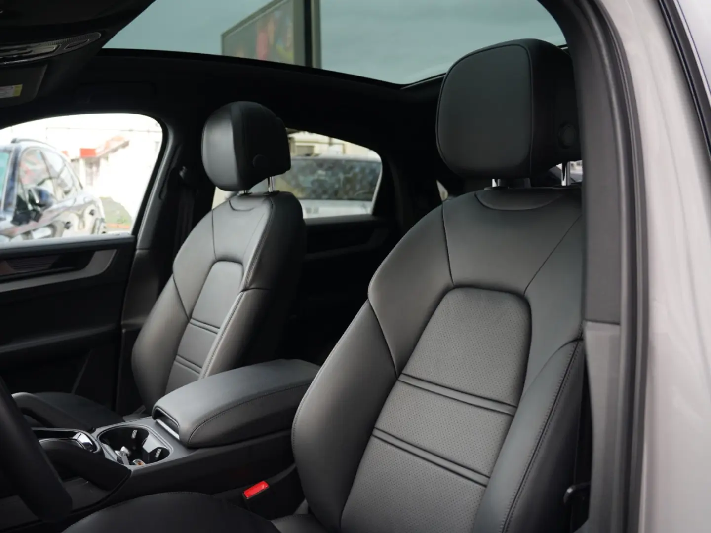 E-Hybrid Coupé ACC-LUFTF-PANO-HD-AHK-HUD-BOSE-RS