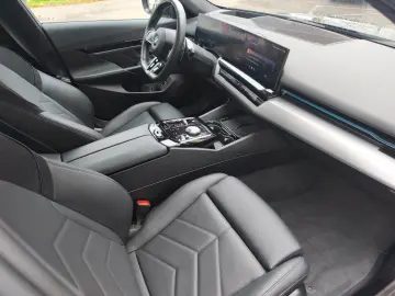 520 d xDrive M Sport - Winter&Summer wheels