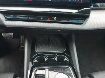 520 d xDrive M Sport - Winter&Summer wheels