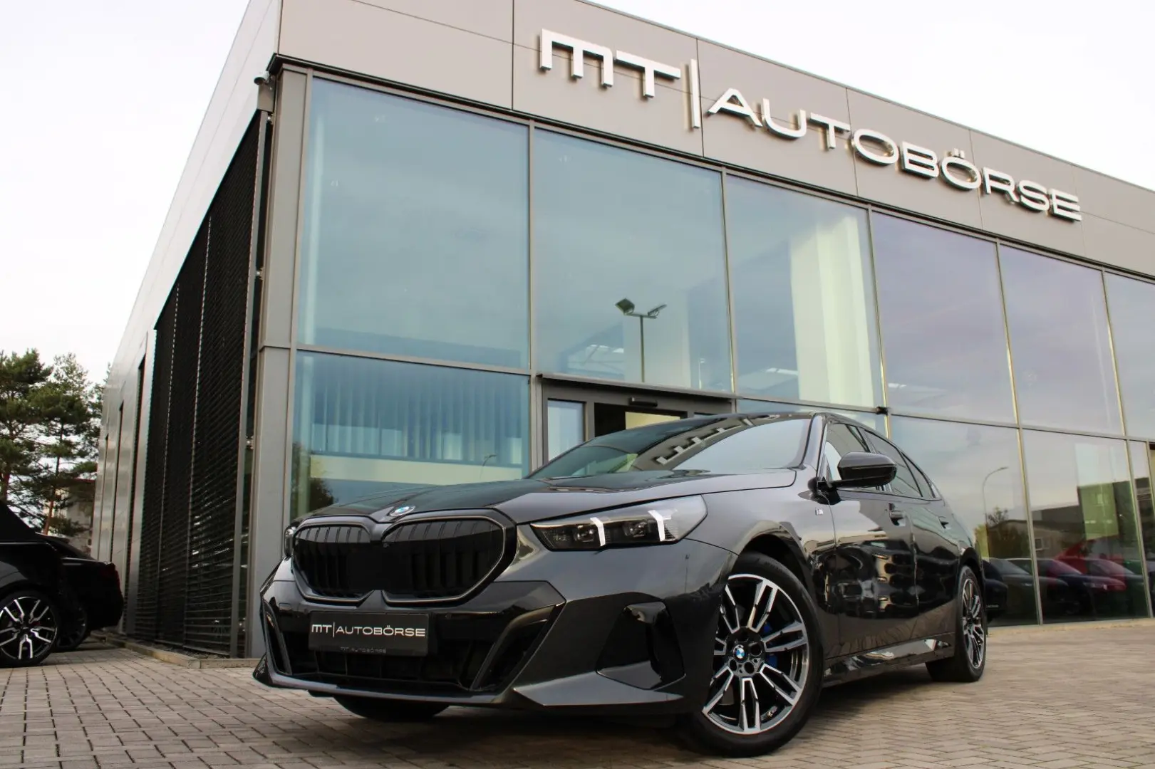 520D XDRIVE M SPORT PRO PAKET INNOVATION SHADOW