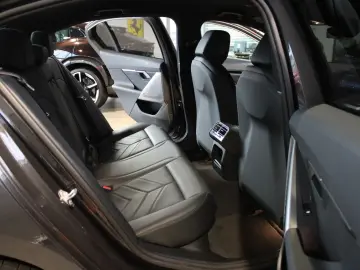 520D XDRIVE M SPORT PRO PAKET INNOVATION SHADOW