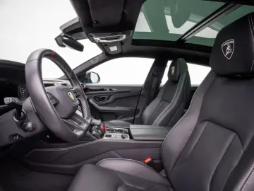 Urus S 23  B&O PANO MASSAGE NACHTSICHT PARK-ASSI