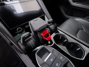 Urus S 23  B&O PANO MASSAGE NACHTSICHT PARK-ASSI